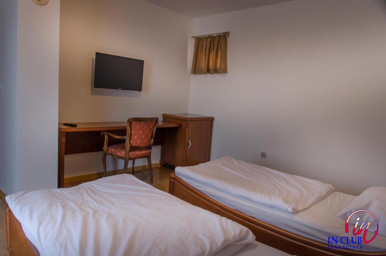 Apartment And Rooms In Club Indija Exterior photo