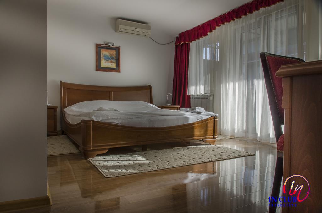 Apartment And Rooms In Club Indija Exterior photo